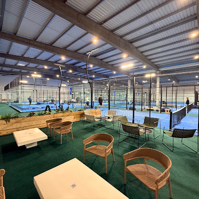 Court De Padel