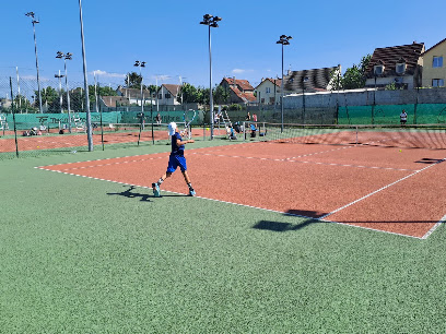 CMO Louvres Tennis