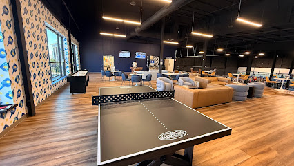 SMASHERS Pickleball+Bar+Grill