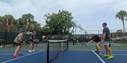 Great Northern Wooded Kings Point Pickleball Courts