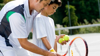 Escuela Tenis Club de Campo
