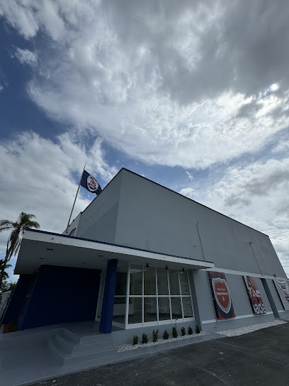 i95 Padel Club Miami