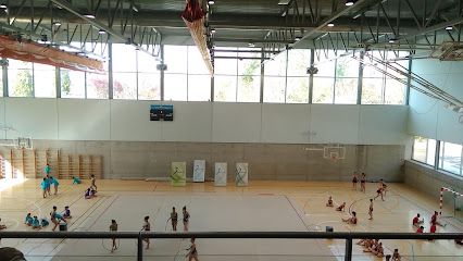 San Andres Kiroldegia / Polideportivo San Andrés