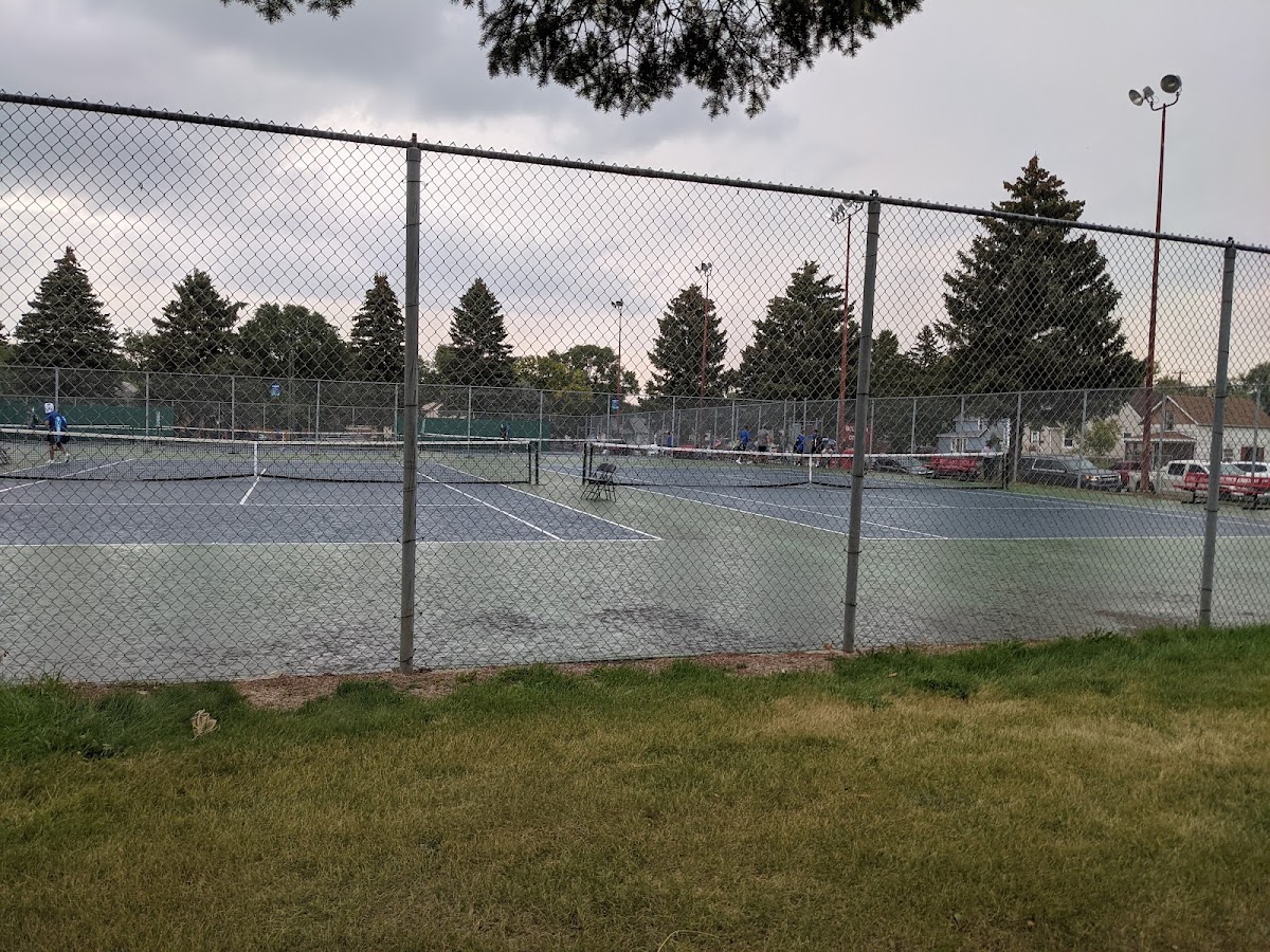 Bolinger Tennis Courts