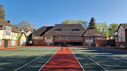 The Circle Tennis Club