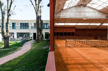 Tennis Du Fruit Défendu