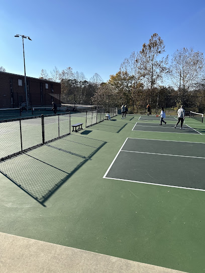 Pickleball Courts at Lakeshore Park